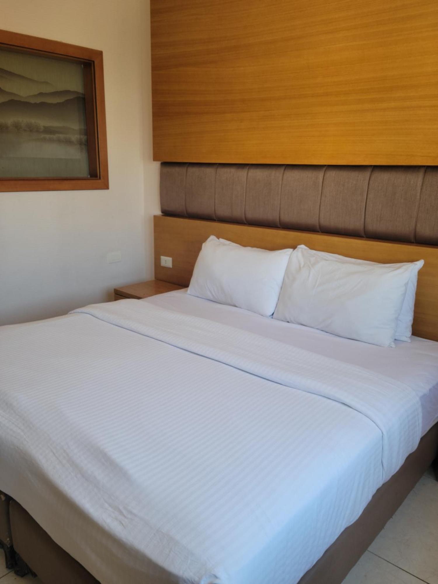 Big Ben Hotel Suites อัมมาน ภายนอก รูปภาพ