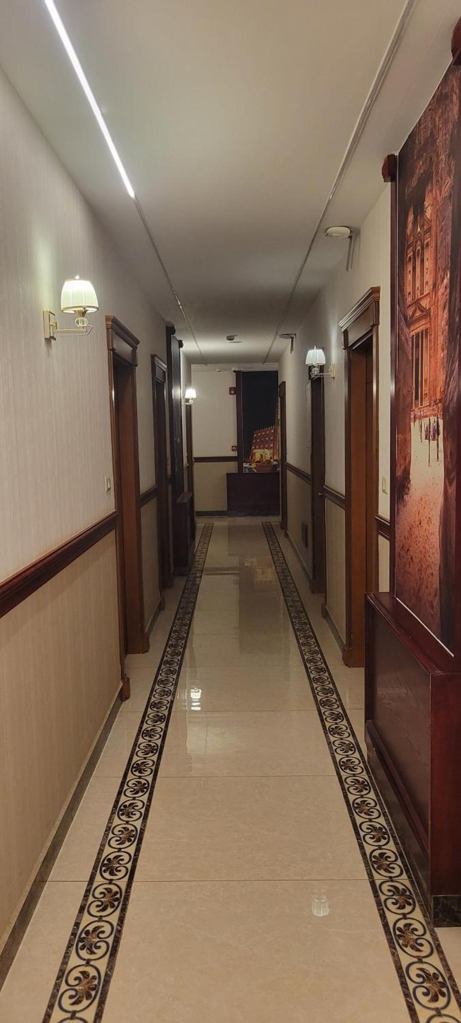 Big Ben Hotel Suites อัมมาน ภายนอก รูปภาพ