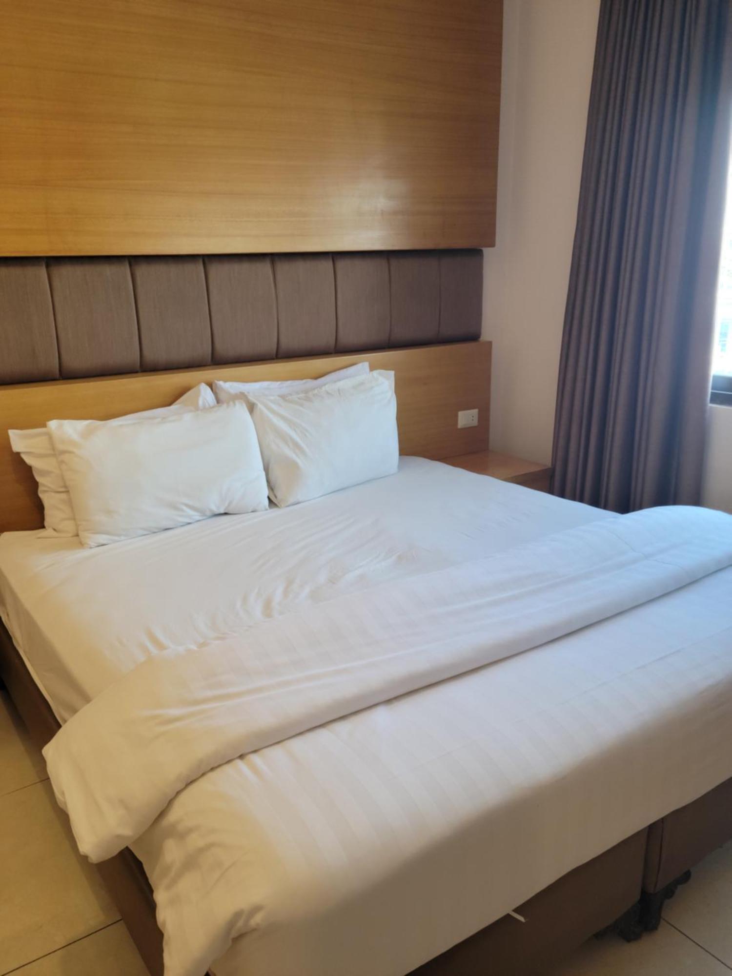 Big Ben Hotel Suites อัมมาน ภายนอก รูปภาพ
