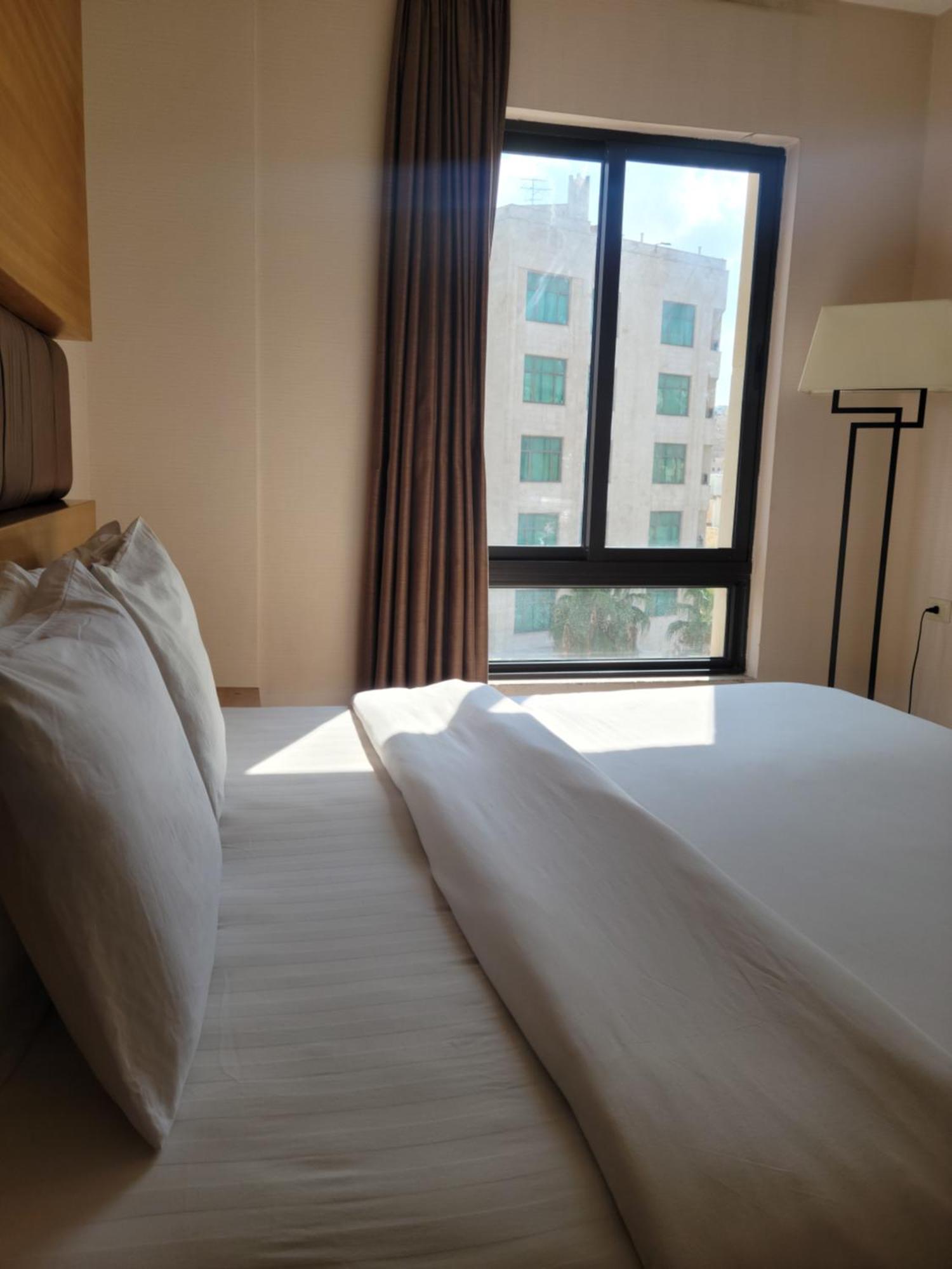 Big Ben Hotel Suites อัมมาน ภายนอก รูปภาพ