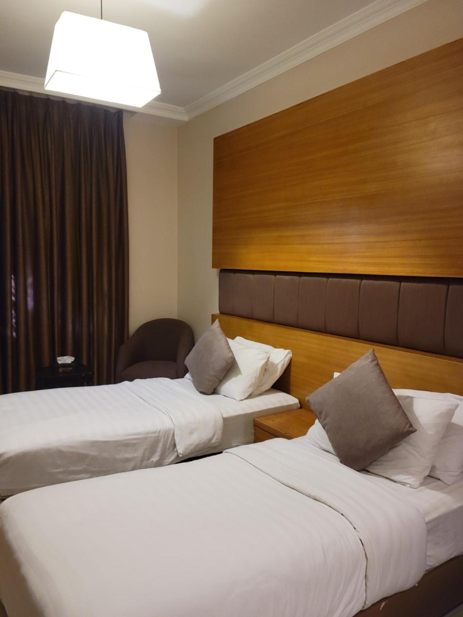 Big Ben Hotel Suites อัมมาน ภายนอก รูปภาพ