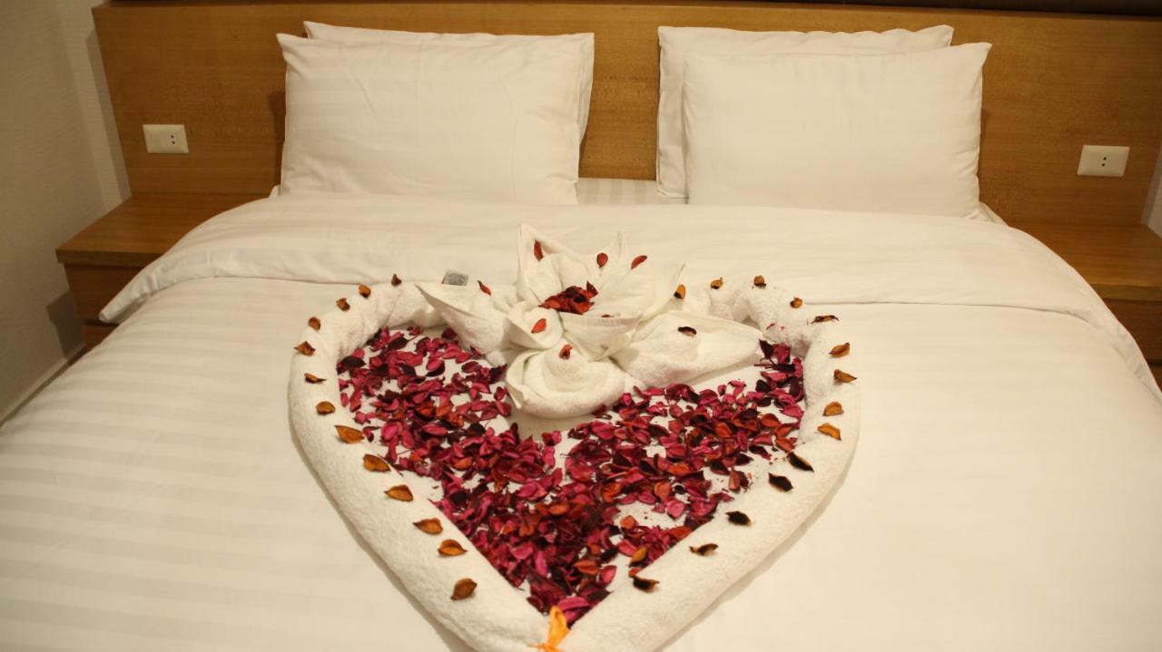 Big Ben Hotel Suites อัมมาน ภายนอก รูปภาพ