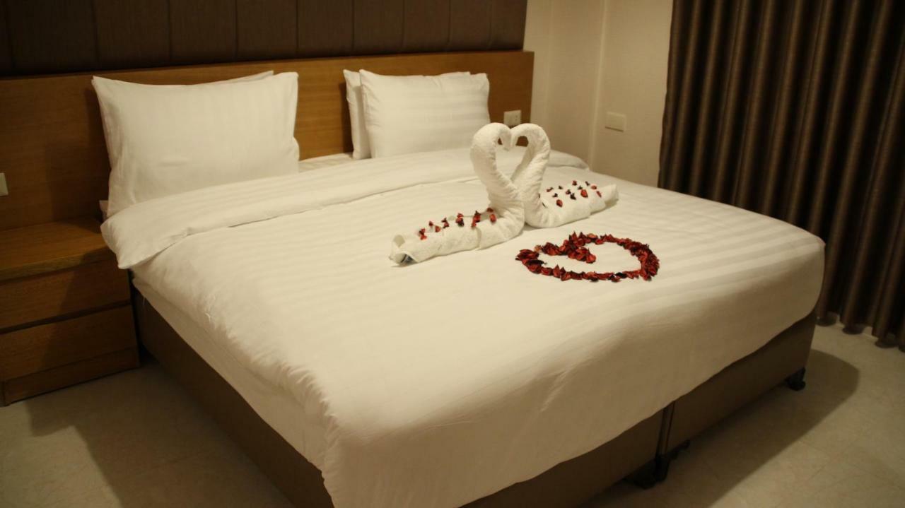 Big Ben Hotel Suites อัมมาน ภายนอก รูปภาพ